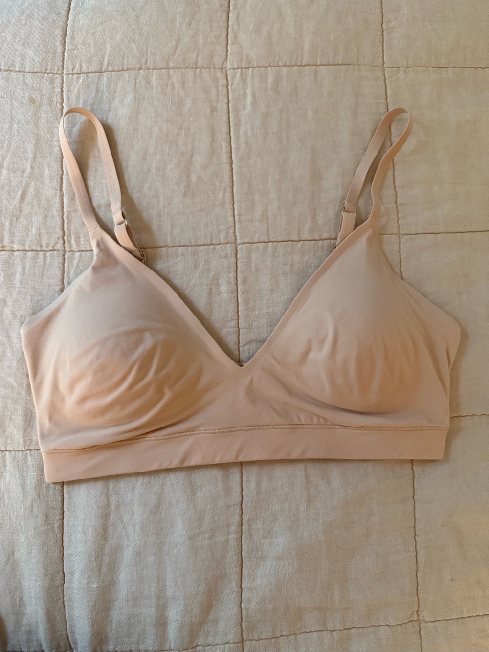 Abercrombie & Fitch Light Nude Wireless Bralette